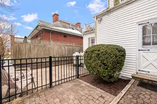 4 Rego Rd, Middletown, RI 02842 - Photo 17