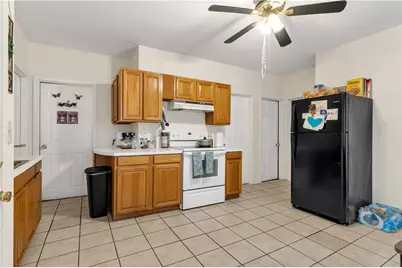 70 Lincoln Avenue, Central Falls, RI 02863 - Photo 27