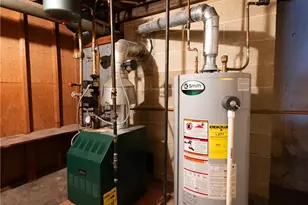 146 Edmond Dr, Warwick, RI 02886 - Photo 27