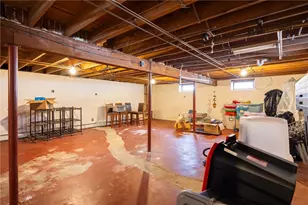 146 Edmond Dr, Warwick, RI 02886 - Photo 31