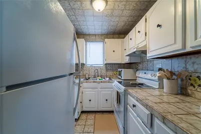 208 Sabin Street, Pawtucket, RI 02860 - Photo 17