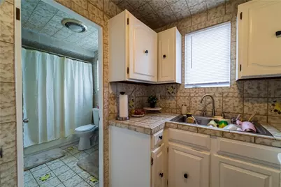 208 Sabin Street, Pawtucket, RI 02860 - Photo 19