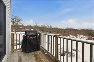 58 Seafare Ln, Portsmouth, RI 02871 - Photo 19