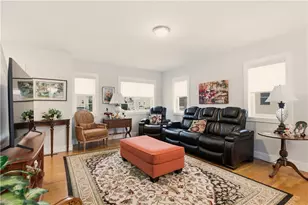 58 Seafare Ln, Portsmouth, RI 02871 - Photo 5