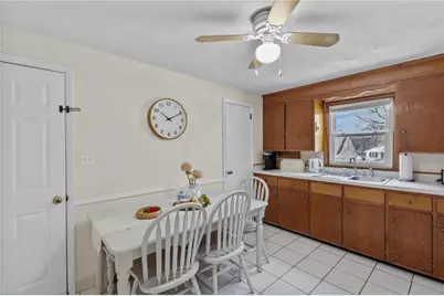 386 Mendon Avenue, Pawtucket, RI 02861 - Photo 23