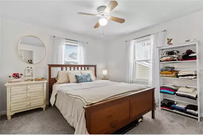 386 Mendon Avenue, Pawtucket, RI 02861 - Photo 19