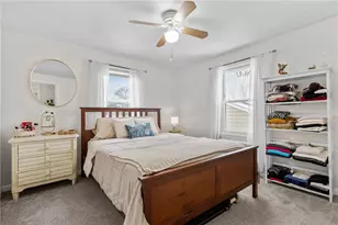 386 Mendon Ave, Pawtucket, RI 02861 - Photo 19