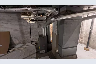 15 Emmett Street, Providence, RI 02903 - Photo 17