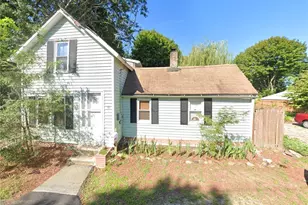 123 Providence Ave, East Providence, RI 02915 - Photo 1