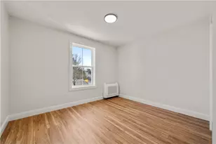 36 Evarts St, Newport, RI 02840 - Photo 11