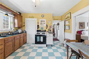 153 4th St, Providence, RI 02906 - Photo 3