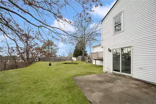 58 Manning St, North Providence, RI 02911 - Photo 23