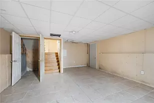 58 Manning St, North Providence, RI 02911 - Photo 19