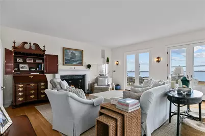 561 Indian Avenue, Middletown, RI 02842 - Photo 7