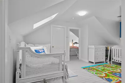 561 Indian Avenue, Middletown, RI 02842 - Photo 31