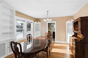 957 Mineral Spring Ave, Pawtucket, RI 02860 - Photo 9