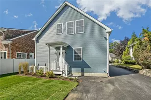 117 Sharon St, Providence, RI 02908 - Photo 3