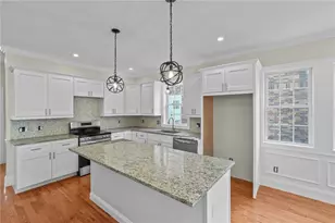 117 Sharon St, Providence, RI 02908 - Photo 9