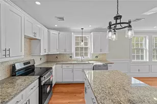 117 Sharon St, Providence, RI 02908 - Photo 25