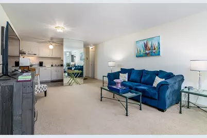 401 Bellevue Avenue #112, Newport, RI 02840 - Photo 5