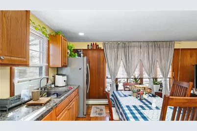 77 Minto Street, Providence, RI 02908 - Photo 9