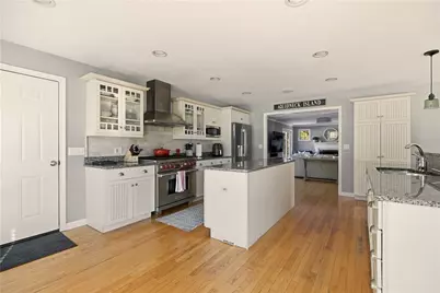 105 Lilac Lane, Portsmouth, RI 02871 - Photo 13