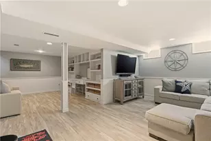 105 Lilac Ln, Portsmouth, RI 02871 - Photo 29