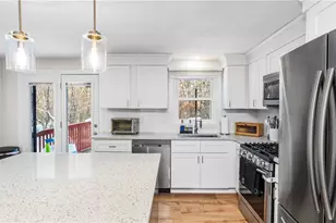 555 Mail Rd, Exeter, RI 02822 - Photo 7