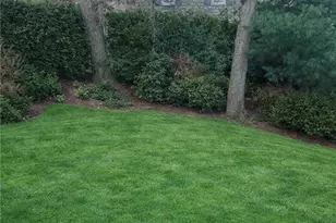 50 Briarwood Rd, Cranston, RI 02920 - Photo 37