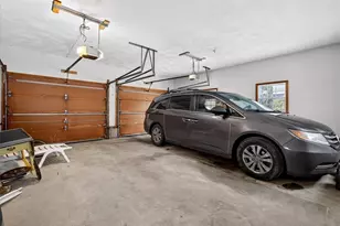 6 Wyoming Dr Dr, Cumberland, RI 02864 - Photo 31