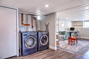 8 Surrey Ln, West Warwick, RI 02893 - Photo 37