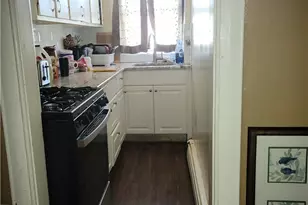 115 Bellevue Ave, Pawtucket, RI 02861 - Photo 19