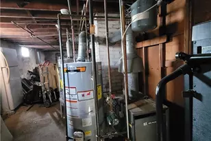 115 Bellevue Ave, Pawtucket, RI 02861 - Photo 27