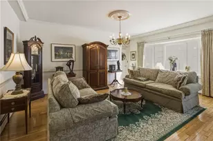 553 Bellevue Ave, Newport, RI 02840 - Photo 11