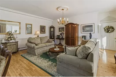 553 Bellevue Avenue #6, Newport, RI 02840 - Photo 9