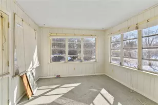 14 Winthrop St, East Providence, RI 02915 - Photo 19