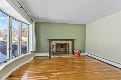 14 Winthrop Street, East Providence, RI 02915 - Photo 5