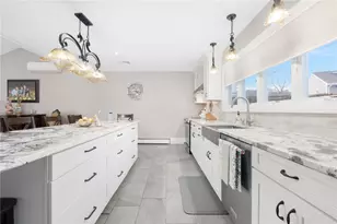 29 Golini Dr, Johnston, RI 02919 - Photo 11