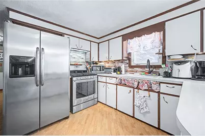 374 Thibeault Avenue, Woonsocket, RI 02895 - Photo 15