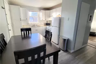 70 Carroll Ave, Newport, RI 02840 - Photo 3