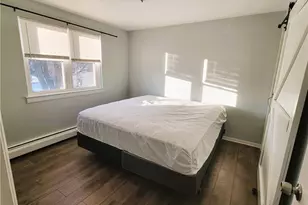 70 Carroll Ave, Newport, RI 02840 - Photo 9