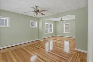 37 West St, West Warwick, RI 02893 - Photo 25