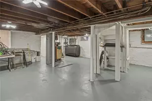 37 West St, West Warwick, RI 02893 - Photo 45