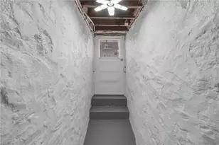 37 West St, West Warwick, RI 02893 - Photo 43