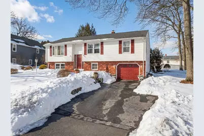 72 Julia Drive, North Providence, RI 02911 - Photo 3