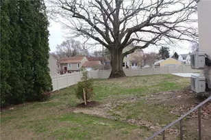 20 Marblehead Ave, North Providence, RI 02904 - Photo 11