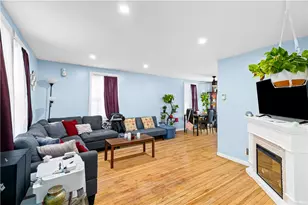 148 Yorktown Rd, North Kingstown, RI 02852 - Photo 7