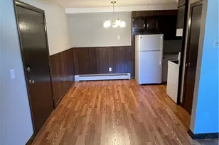 92 Dean Ave, Smithfield, RI 02917 - Photo 3