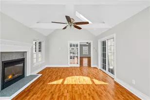 7 Schilke Dr, Westerly, RI 02891 - Photo 7