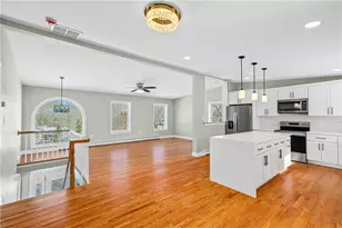 7 Schilke Dr, Westerly, RI 02891 - Photo 9